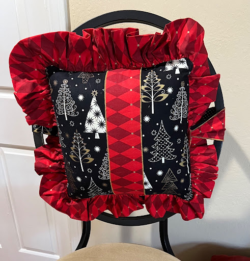 Gift-Wrapped Ribbon Pillow project